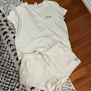 PINK Victoria's Secret Cream Floral Ivy Fleece Shorts Shirt Large Medium